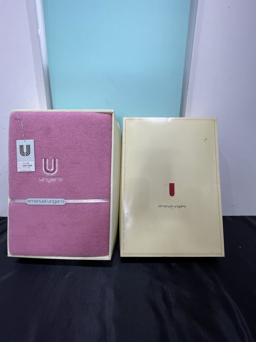 140 7.14.16 未使用保管品　現状　ジャンク　emanuel ungaro 西川産業株式会社 製造　アクリル毛布 寝具