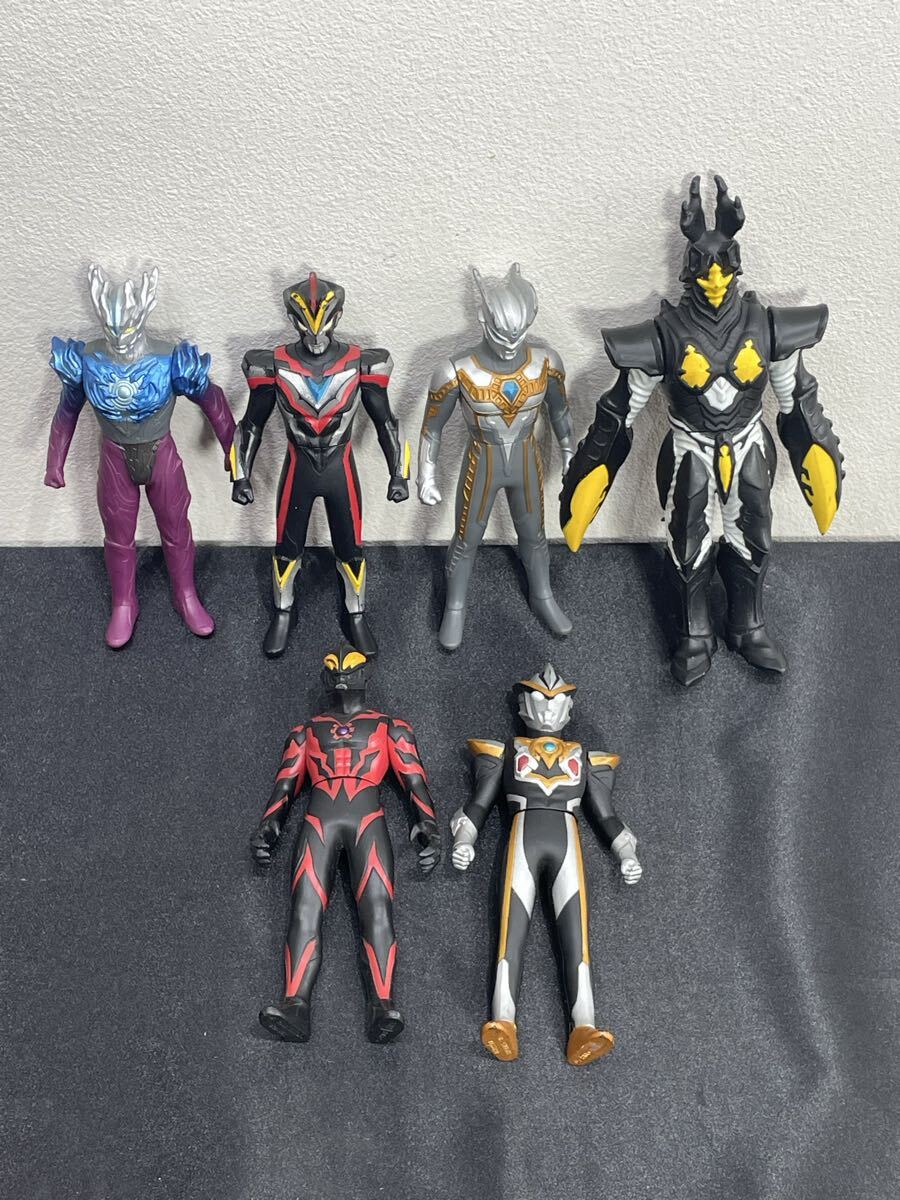 プラス　7.7.16 ウルトラマンシリーズ　等まとめて　約6点　お38 ハイパーゼットン　2011 バンダイ フィギュア　他