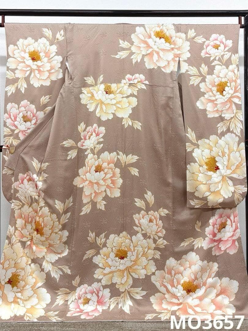 振袖 金駒 金彩 紋意匠 牡丹 大輪 身丈172cm 撥水加工済 MO3657