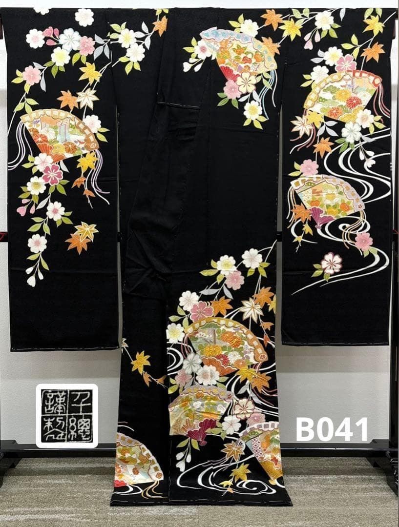千總謹製 落款入 振袖 仮絵羽 未仕立て品 金駒 金彩 正絹 八掛付き B041
