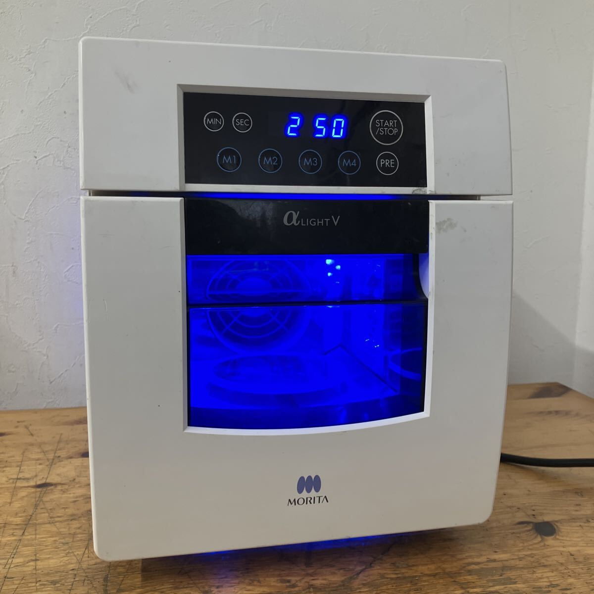 TKK415 モリタ 歯科技工用重合装置 光重合器 アルファライトV LCR11 歯科技工 動作良好