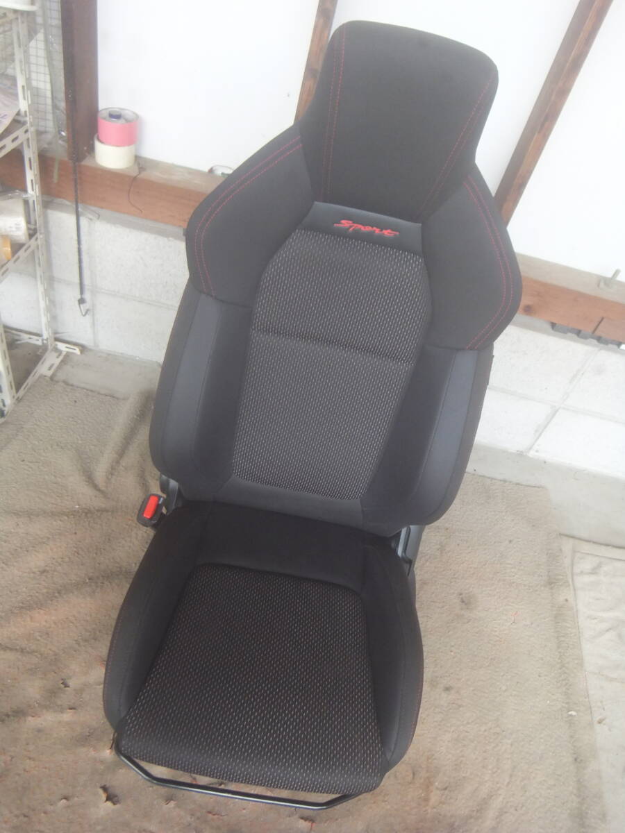 (スイフト スポーツ　ZC33S)　左 フロントシート 助手席　セーフティパッケージ