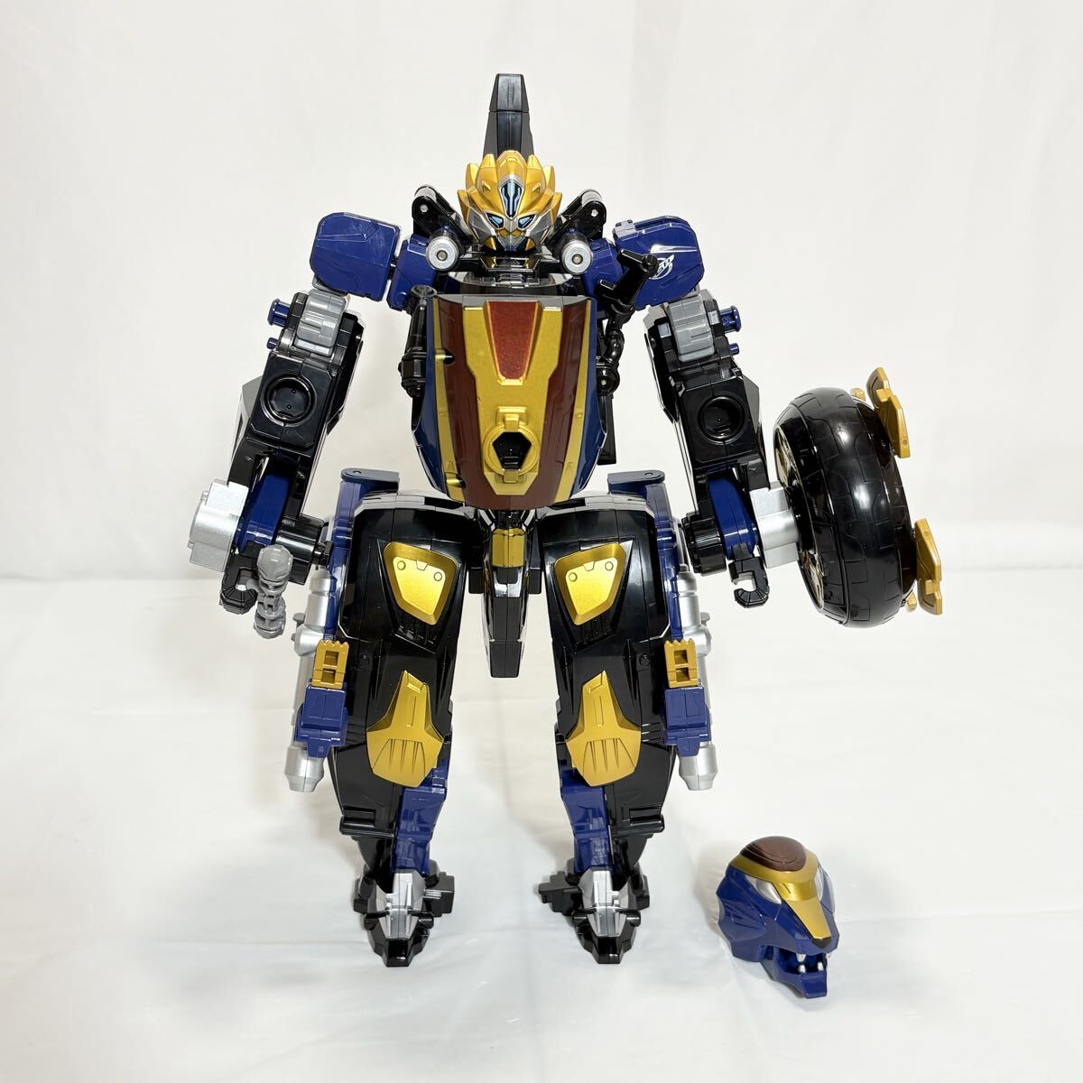 特命戦隊ゴーバスターズ　 DXタテガミライオー BANDAI 当時物 スーパー戦隊 ジャンク