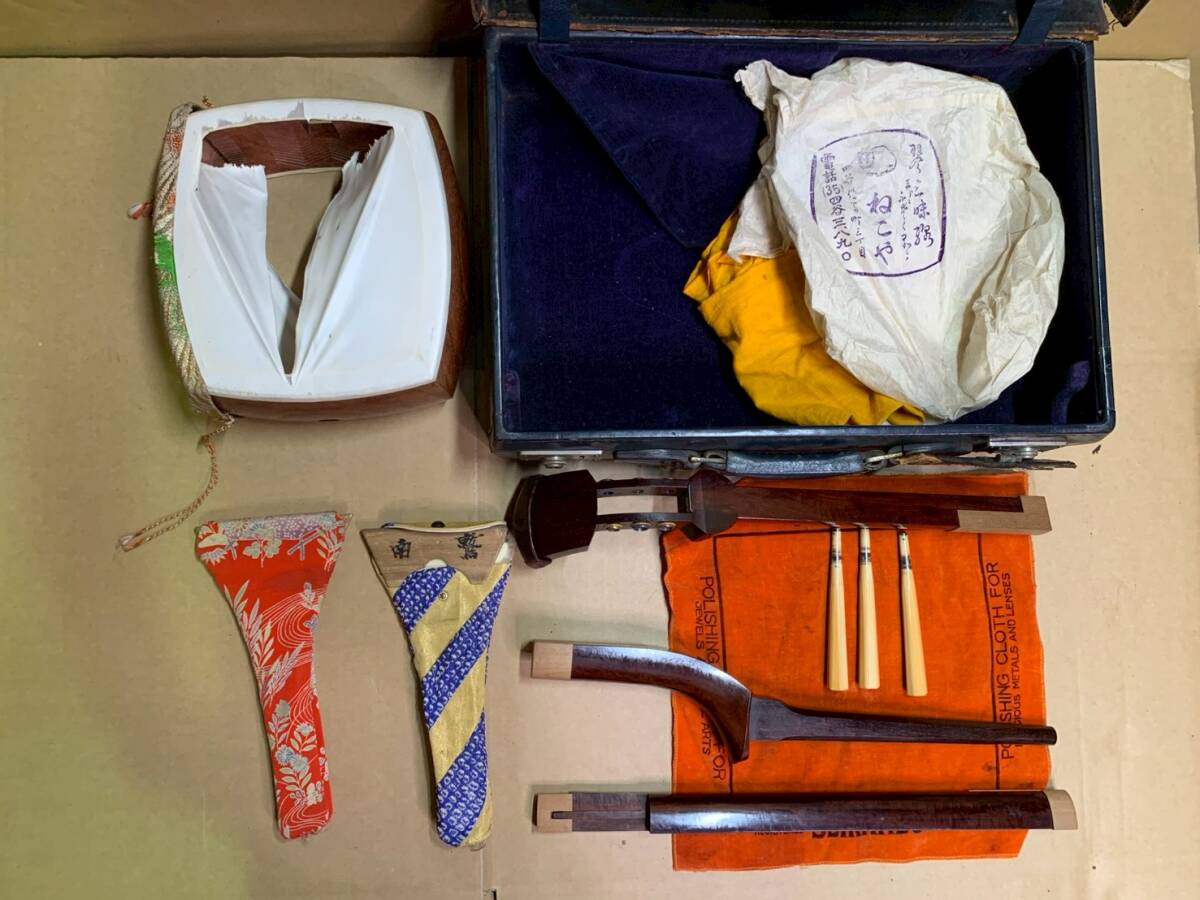 7＃W/P356T　三味線 細棹 撥 谷梅 和楽器 弦楽器 金張 分解 楽器 演奏 和風 日本楽器　現状/未確認　100サイズ