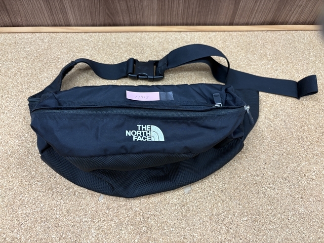 伊11713 THE NORTH FACE ノースフェイス ウエストバッグ ウエストポーチ ブラック 現状品