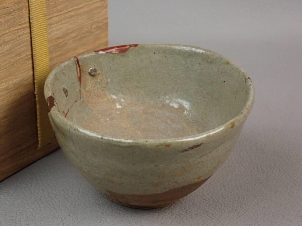 【骨董・茶道具】★古い 唐津焼 古唐津★★発掘？茶碗 hn022tl 堀の手