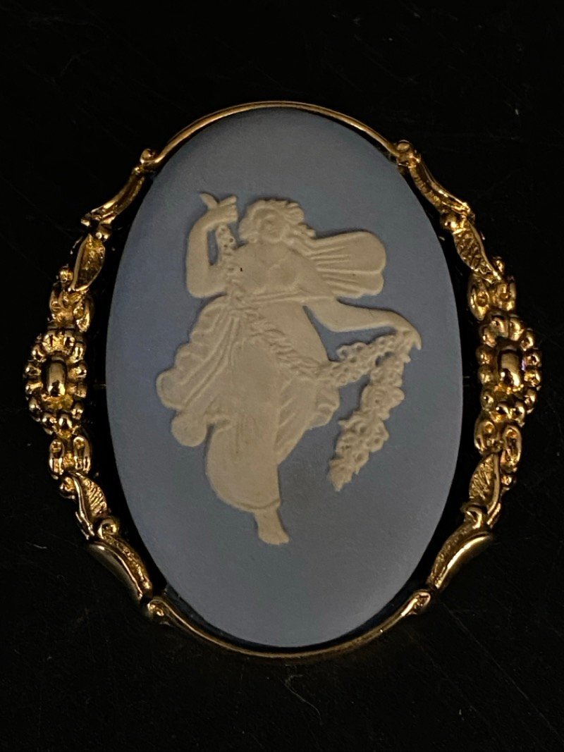 クリックポスト可 WEDGWOOD 　ヴィンテージ　ブローチ　ウエッジウッド　ブルー　ペンダントトップにも　アクセサリー　☆ちょこオク☆