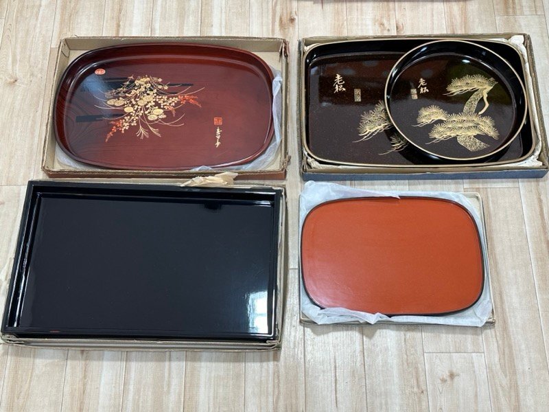 未使用品　昭和レトロ　丸盆 お盆 ４点 木製　山中塗　工芸品　4点セット　 ☆ちょこオク☆100