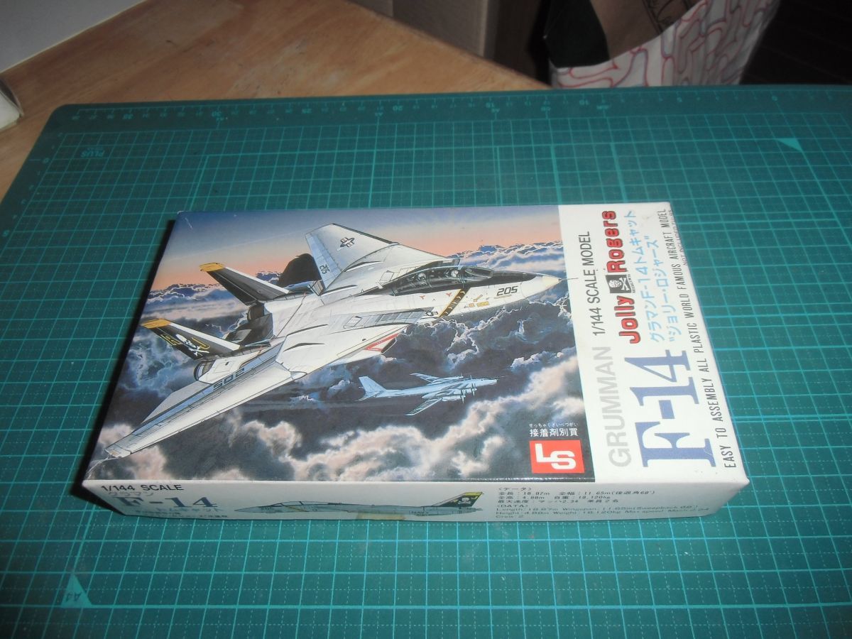 1/144航空機大量出品☆1/144　F-14A トムキャット VF-84 ジョリーロジャース 　エルエス LS　TOMCAT Jolly Rogers