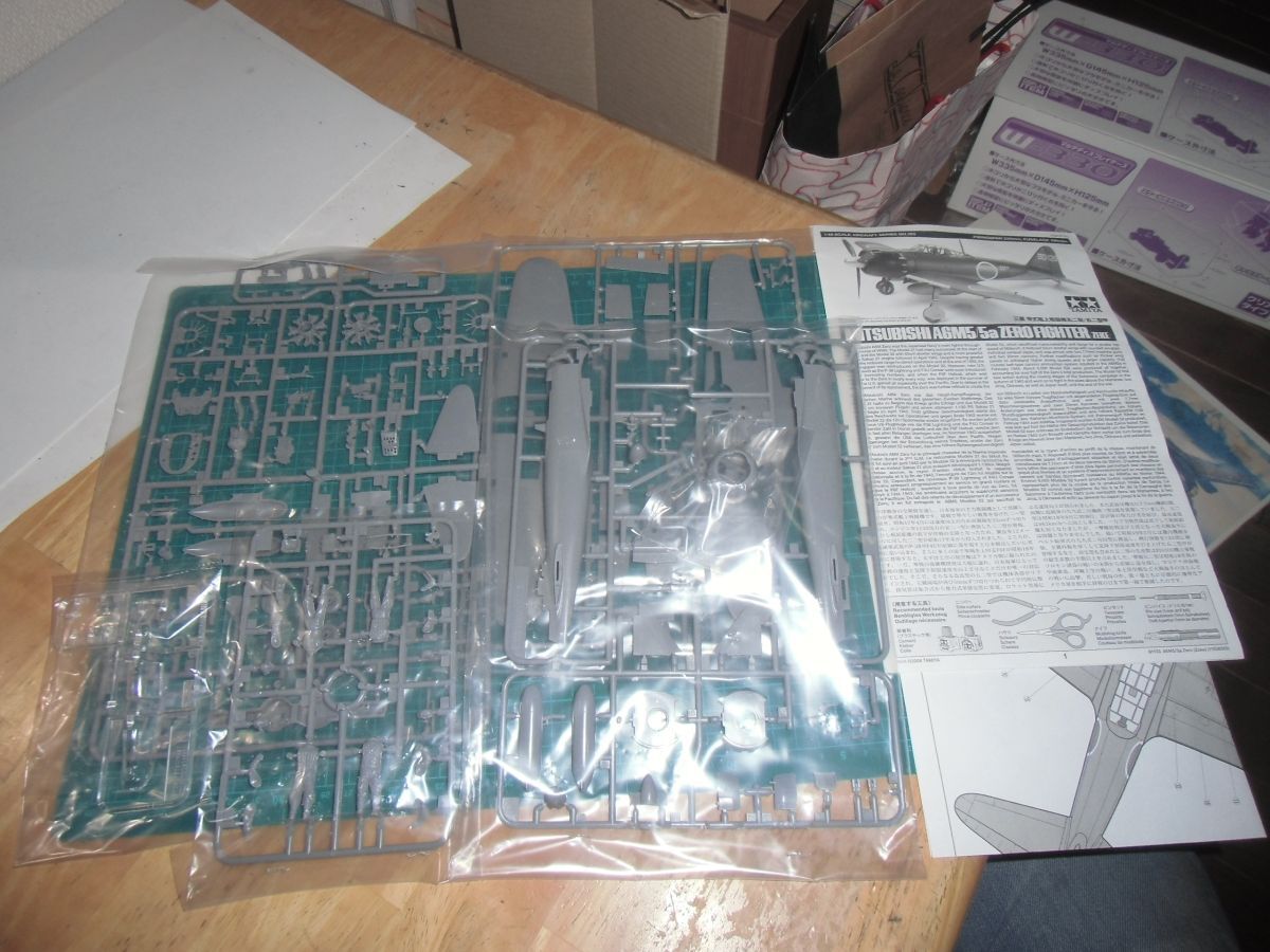 箱なし☆1/48　零式艦上戦闘機五二型/五二型甲　タミヤ　三菱　A6M5/5a