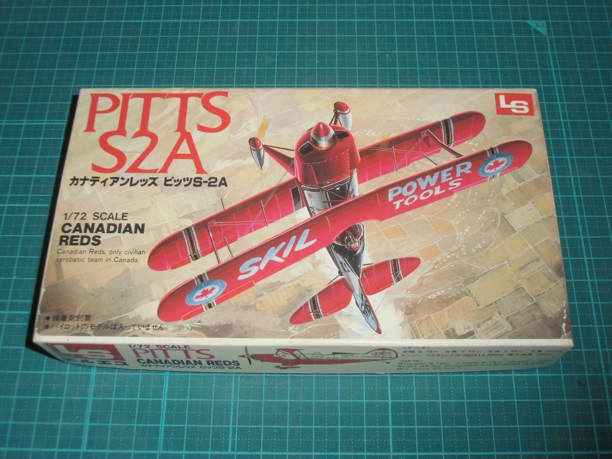 1/72　カナディアンレッズ ピッツ S-2A　エルエス LS　CANADIAN REDS　複葉機