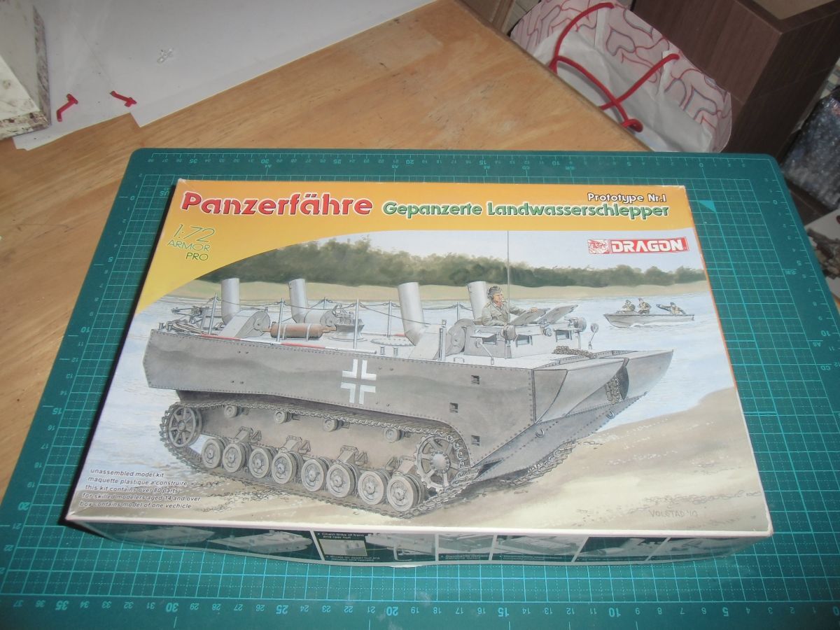 1/72　パンツァーフェーレ 装甲フェリー 試作1号車　ドラゴン DRAGON 7489　anzerfhre Gepanzerte Landwasserschlepper Prototype Nr. I