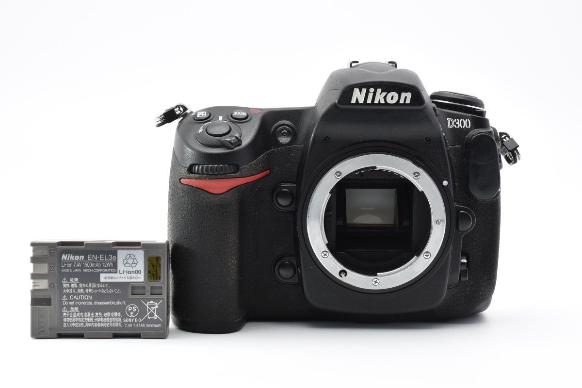 ★良品★《ショット数15,894回 》Nikon ニコン D300 ボディ #772W0657501