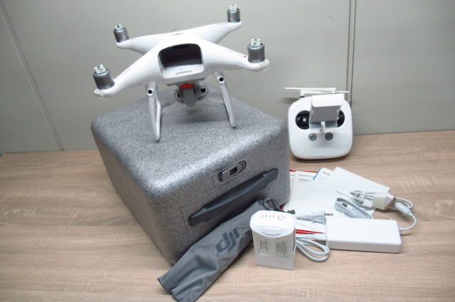 機体登録解除済み 動作未確認 現状品 DJI ディージェーアイ WM331A GL300F Phantom 4 Pro ファントム プロ ドローン 管理8S0710K-C7