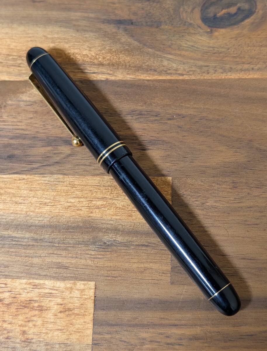z43 パイロット PILOT EF 14K-585 JAPAN 万年筆 筆記用具　ペン