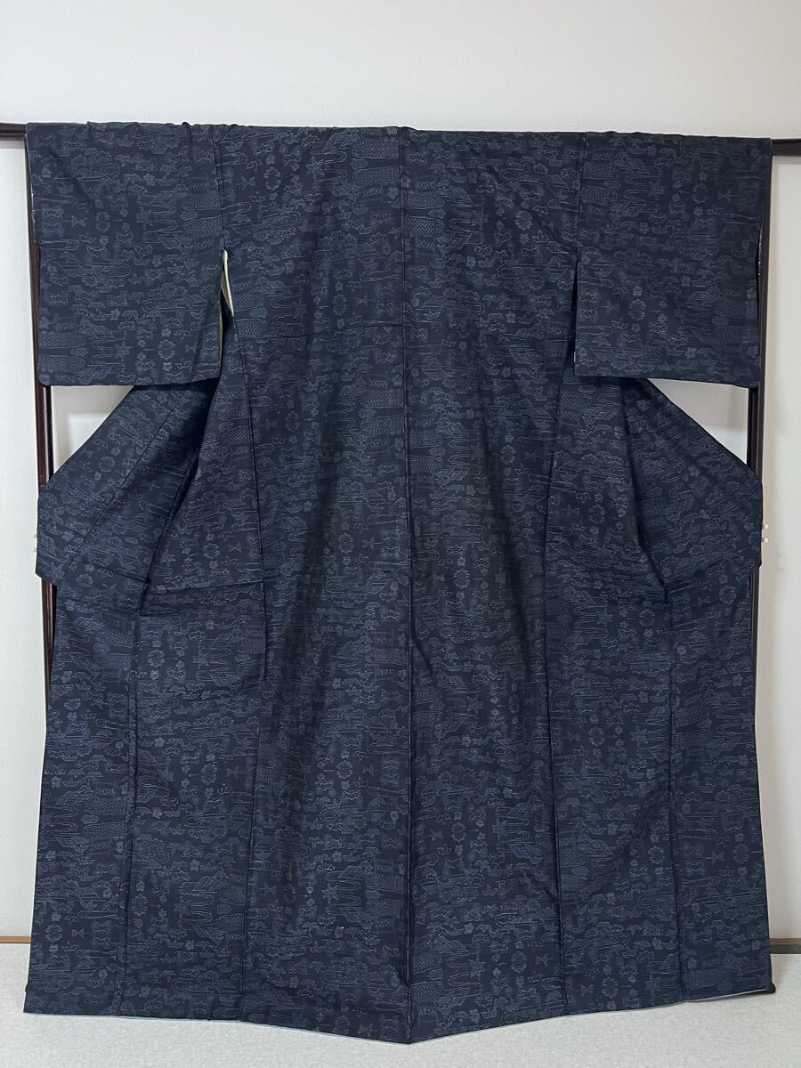 本場大島紬 正絹 着物 小紋 和装 和服 大島紬 着丈162cm 絹100% 藍 濃青 紺色