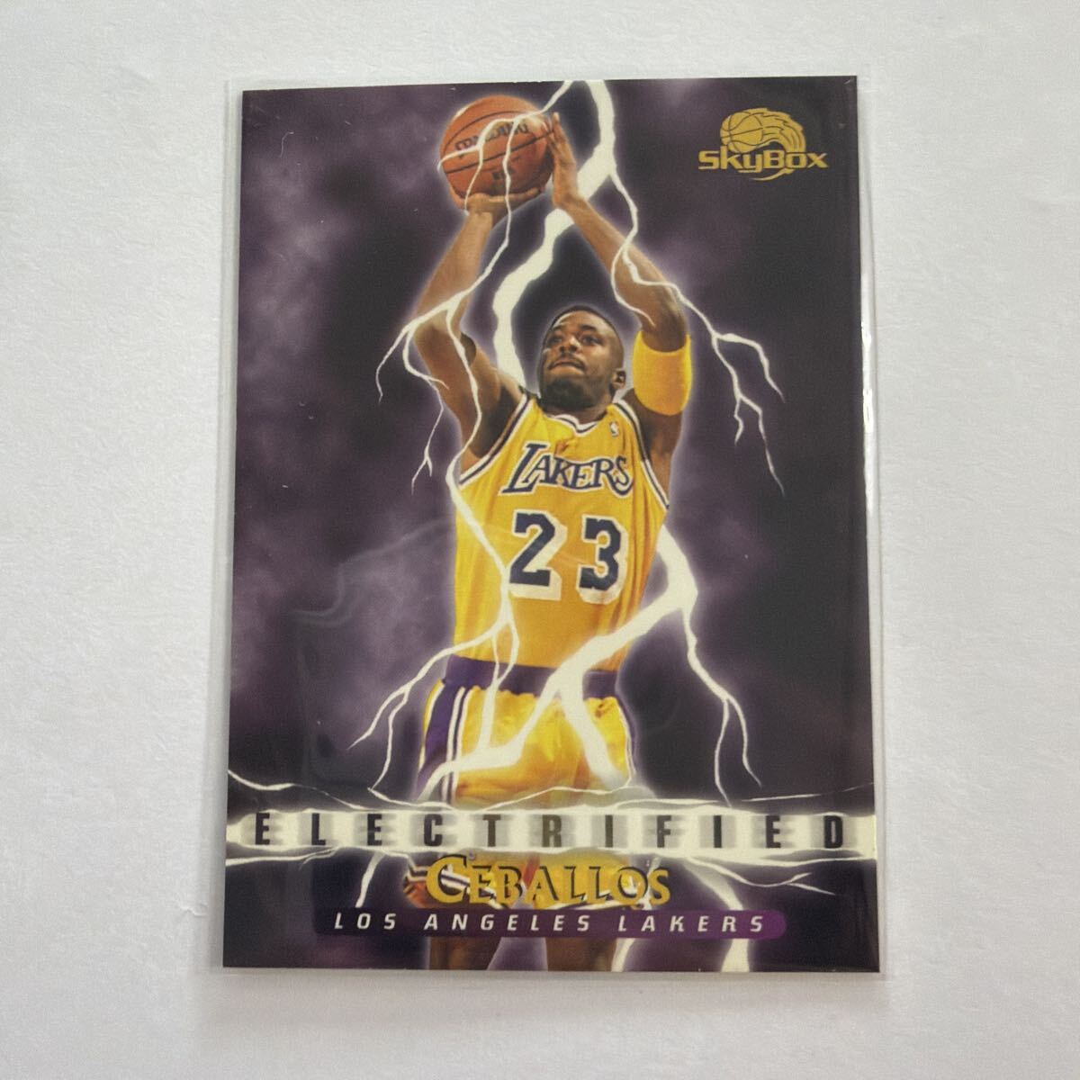Skybox ELECTRIFIED Ceballos ロサンゼルス レイカーズ NBAカード FLEER Skybox