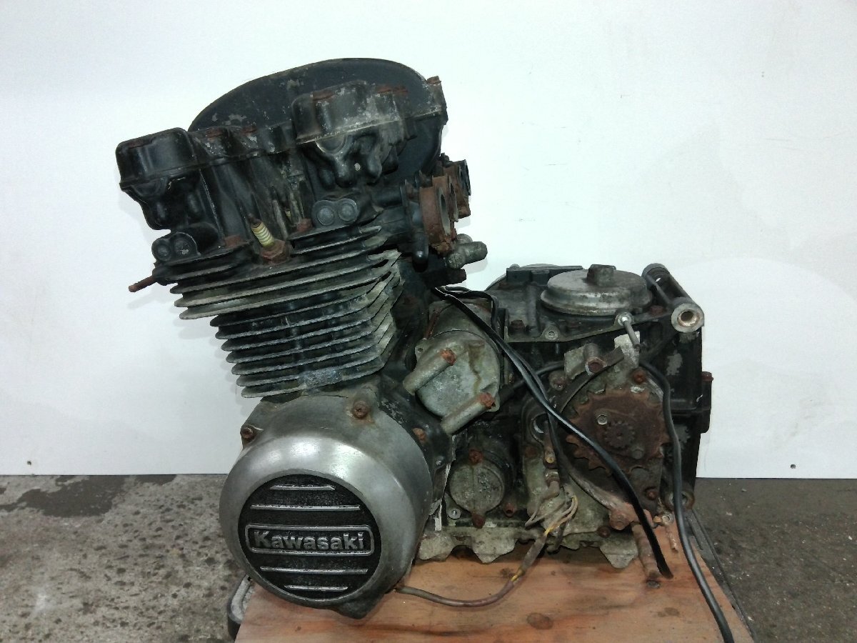 Z8H09 Z400FX エンジン クランキング未確認 ベース 部品取り 当時物 ※送料は着払いです。T BHN
