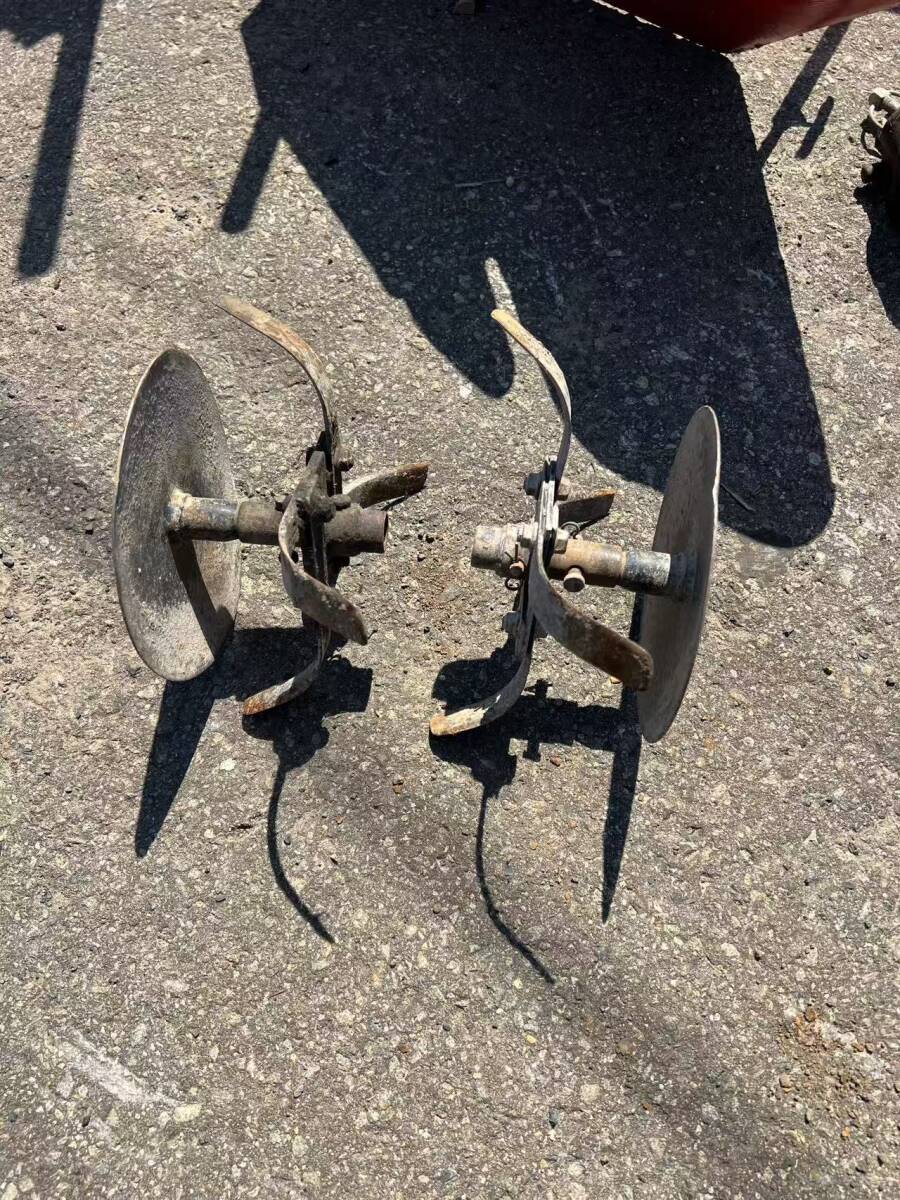 秋田発　中古 管理機 耕耘爪　左右 セット 丸軸 20mm 　12.5cm耕うん爪 ローター 型式不明　メーカー不明