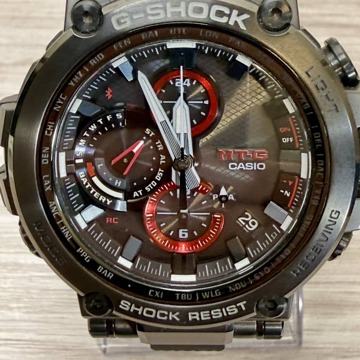 【MH-3722】中古稼働美品 CASIO G-SHOCK MTG-B1000 電波ソーラー Bluetooth連携 デイト ブラック文字盤 メンズ腕時計 箱付き
