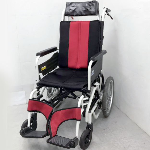 E7178NU 【美品】自走式 ティルト＆リクライニング 車椅子 MIKI MP-TiF HG スイングアウト・跳ね上げアーム対応介護用品