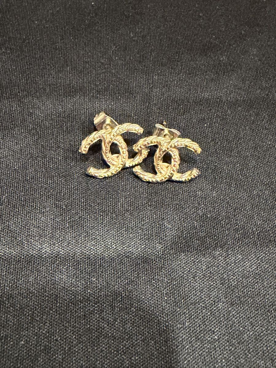 【1円スタート】シャネル　 CHANEL ココマーク ピアス ロゴ　ペア
