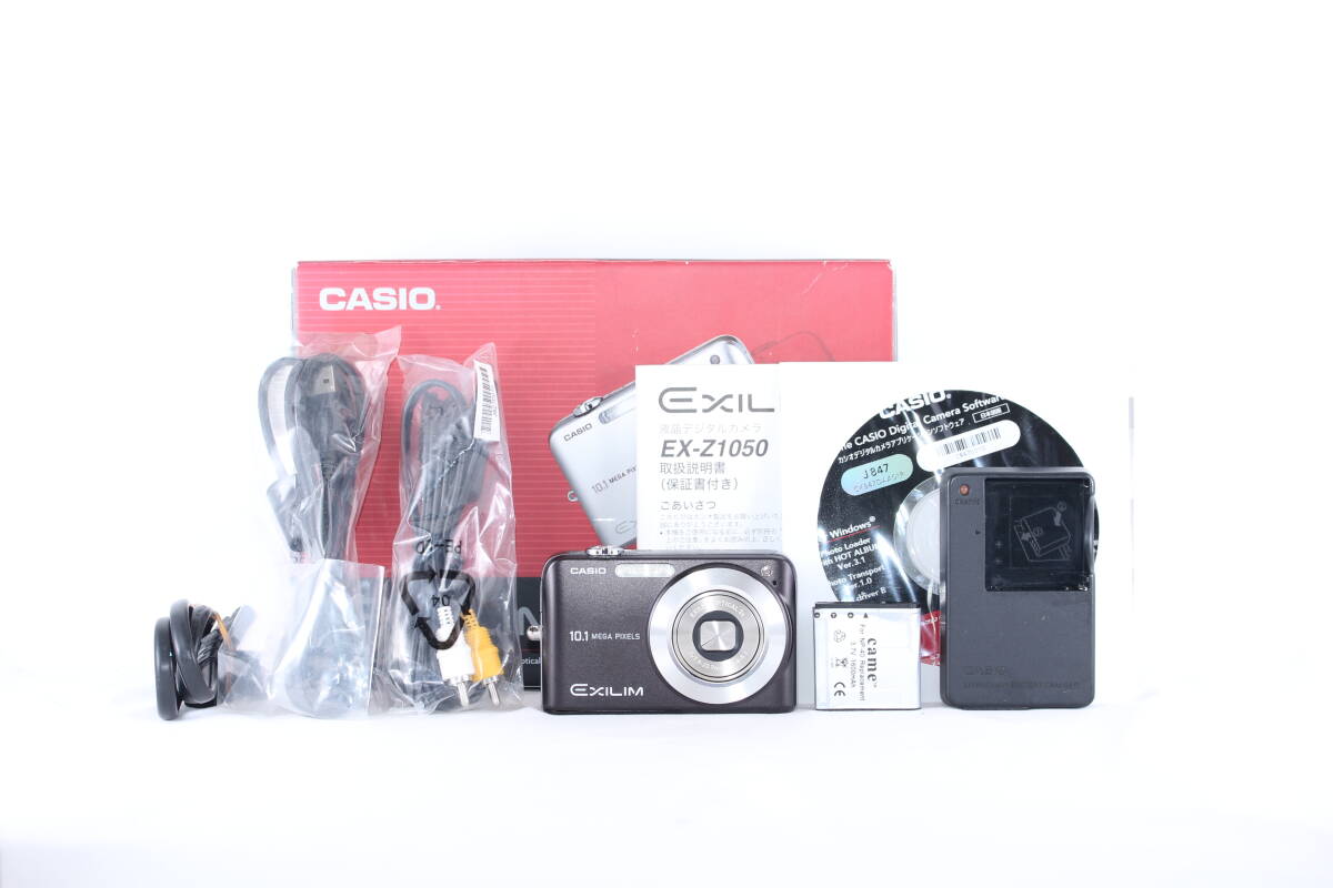 ★極上美品★カシオ CASIO EXILIM EX-Z1050 ★完動★#D702