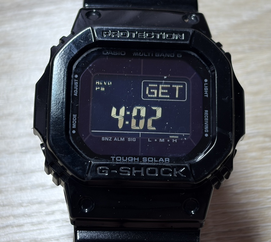 送料３９０円～！カシオ ジーショック GW-M5610BB-1JF 電波ソーラー 光沢塗装 グロッシーブラック黒 スペシャルカラーズ G-SHOCK