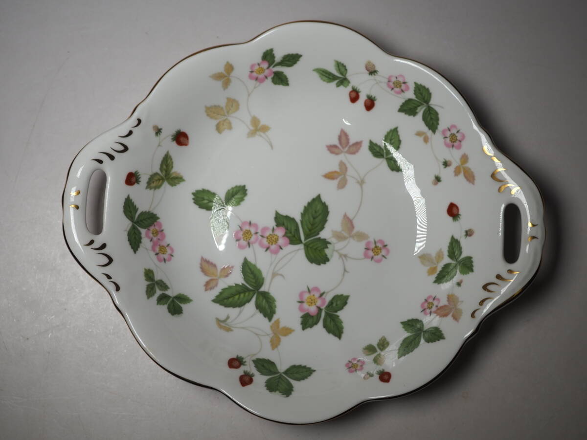 WEDGWOOD ウエッジウッド WILD STRAWBERRY ワイルドストロベリー ウインザートレイ プレート 皿