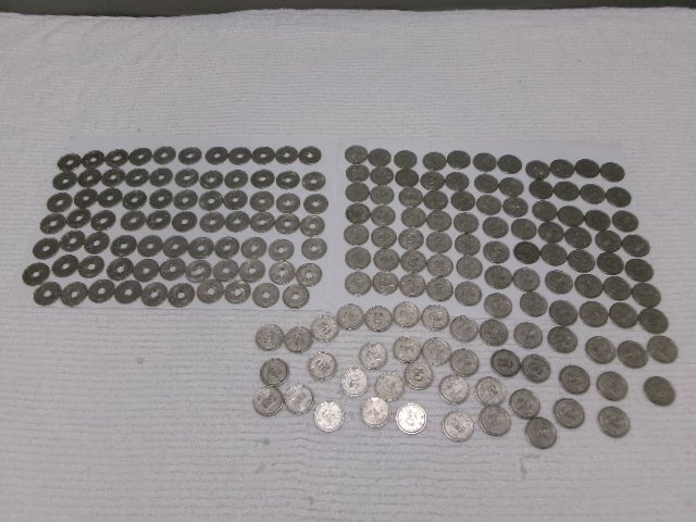 C200／コレクター放出【50円硬貨 穴あき×76枚 穴なし×118枚 計194枚 額面9700円】記念硬貨/古銭