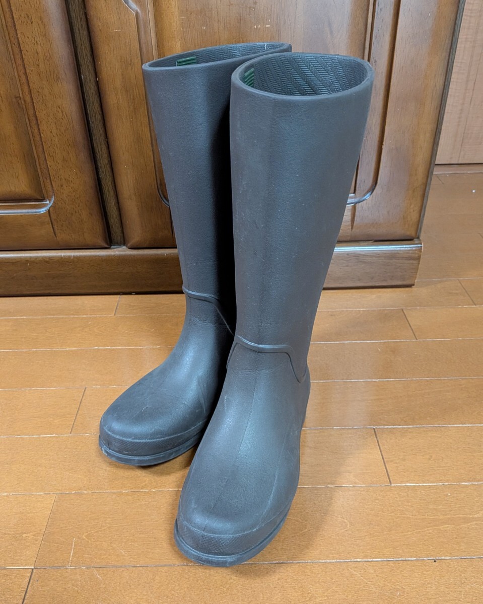 一回使用の美品】 　クロックス 　レインブーツ ☆　長靴　レインシューズ　☆　22～23ｃｍ