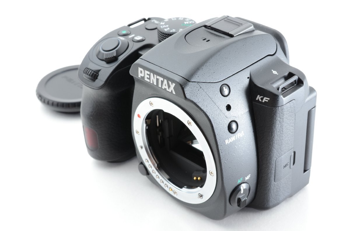 #C499 ★ショット数”７０５”回 極上品！★PENTAX KF ボディ ブラック ペンタックス