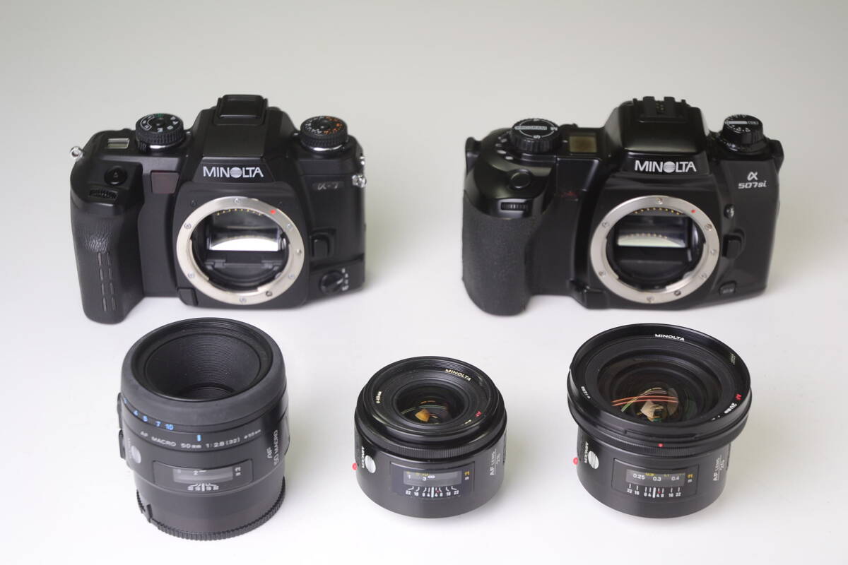 MINOLTA α-7 α- 507si MACRO 50mm 1:2.8 28mm 1:2.8 20mm 1:2.8 