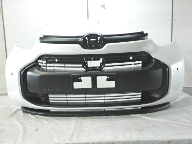 新車外し MXPC10 シエンタ フロントバンパー 一式 グリル 他付 52119-552D80 52119-5C967 089 ※10441