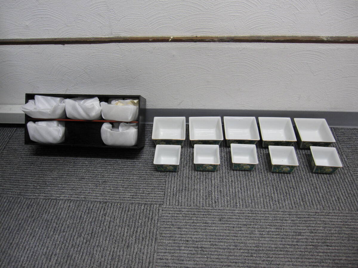 ★#311 【長期保管品】5客１セット 未使用 有田焼　佐賀錦　親子鉢 大小セット 小鉢揃 角鉢 花柄