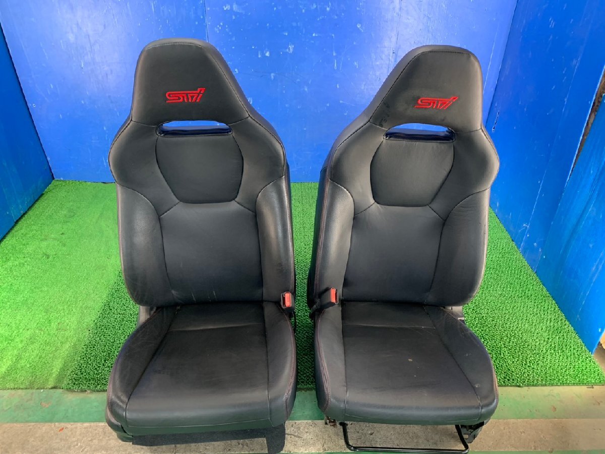 インプレッサ　GVF　STi　フロントシート　運転席シート　助手席シート［N/18124］※個人宅配不可