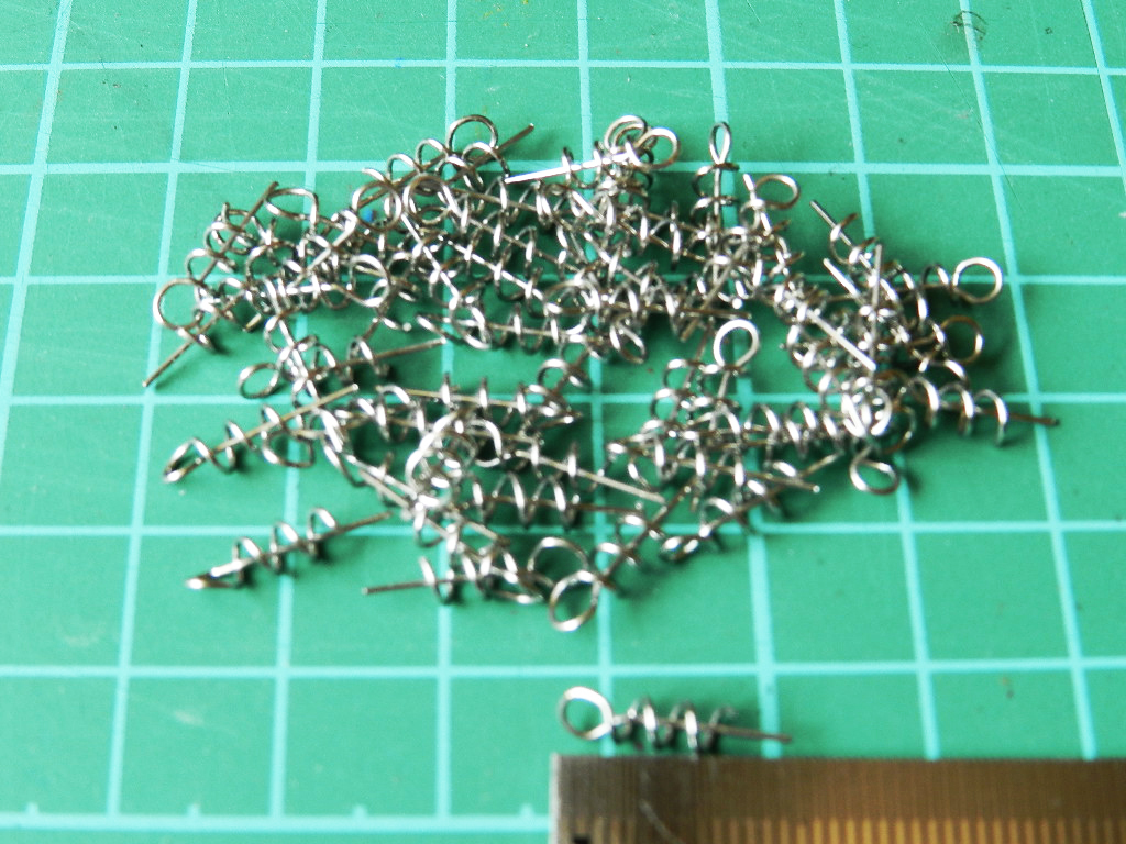ワームキーパー 14mm 50個 ☆定形郵便110円☆（ステンレス、ツイスト スプリング、スクリュー、ホルダー）