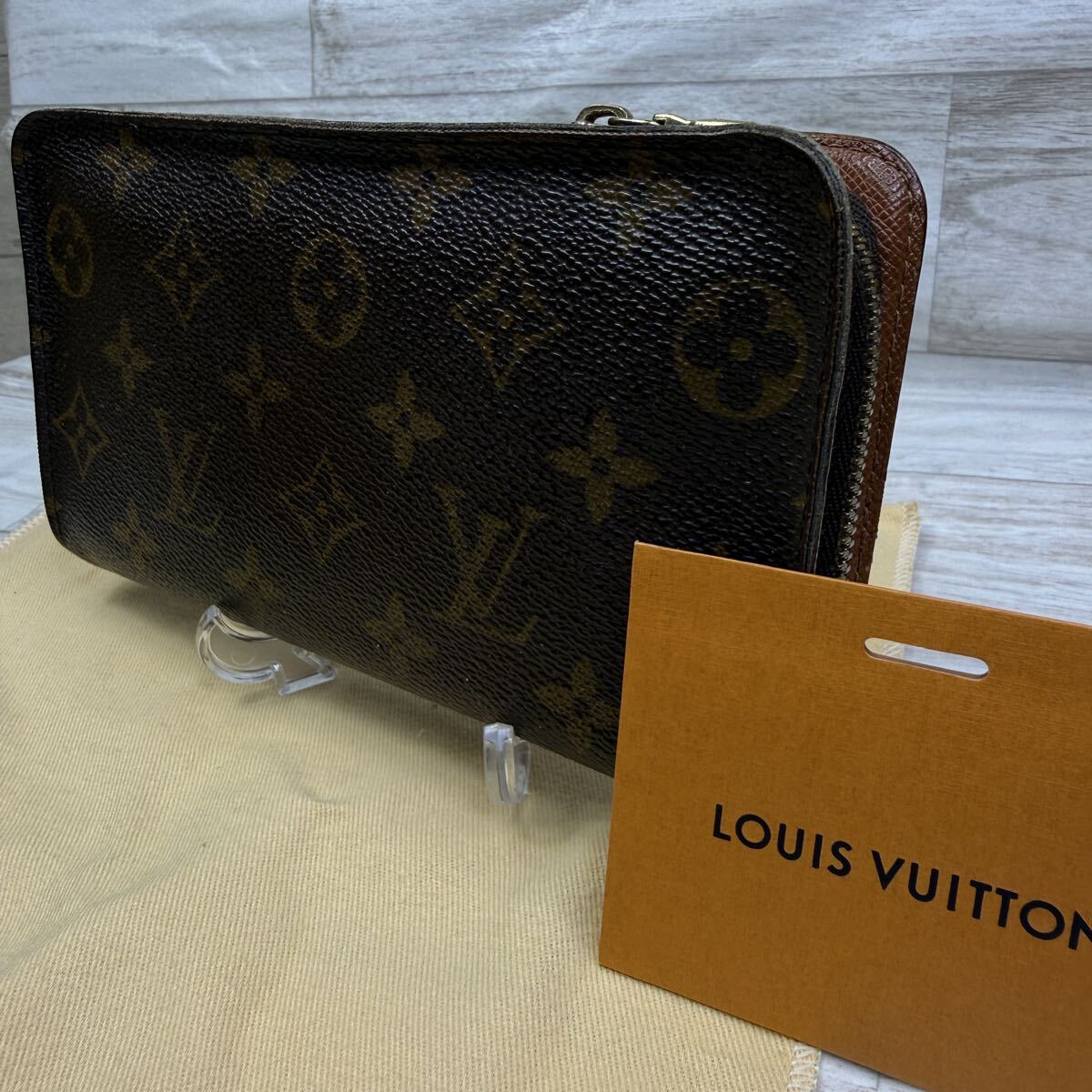 LOUIS VUITTON モノグラム ポルトモネジップ ラウンドファスナー 長財布 ウォレットお札入れ　ジップ　ロゴ　