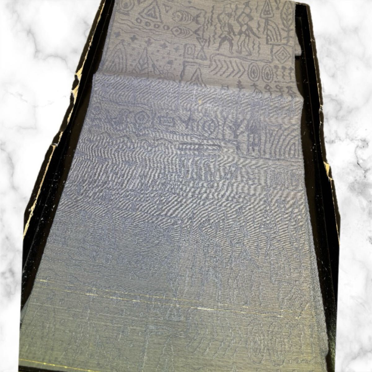 名古屋帯　正絹　壁画模様　魚　鳥　花　華　全通　青灰色　着物　和服　リメイク　ハンドメイド　染め替え　生地　衣装　百貨店　高級