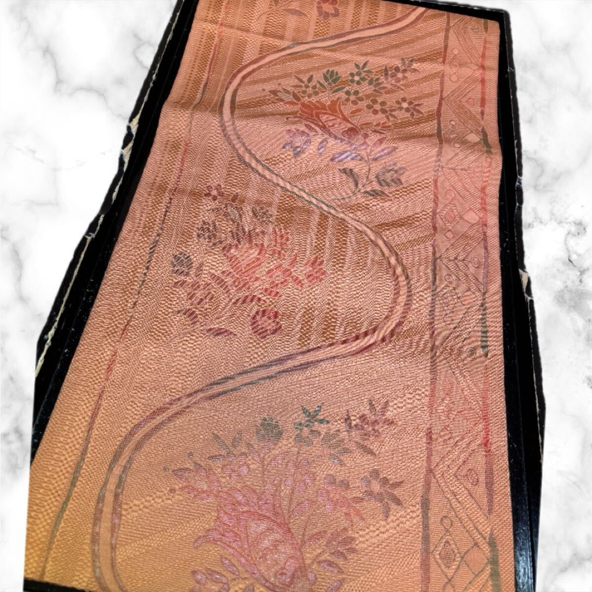 名古屋帯　正絹　流水　菱形　花　華　枝葉　六通柄　橙色　着物　和服　和装　リメイク　ハンドメイド　生地　衣装　百貨店　高級