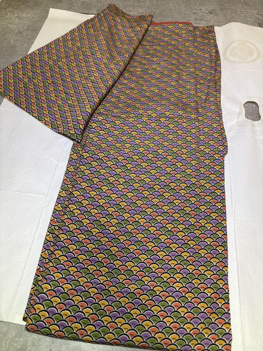 小紋　正絹　青海波　カラフル　着物　和服　和装　リメイク　ハンドメイド　生地　衣装　百貨店　高級