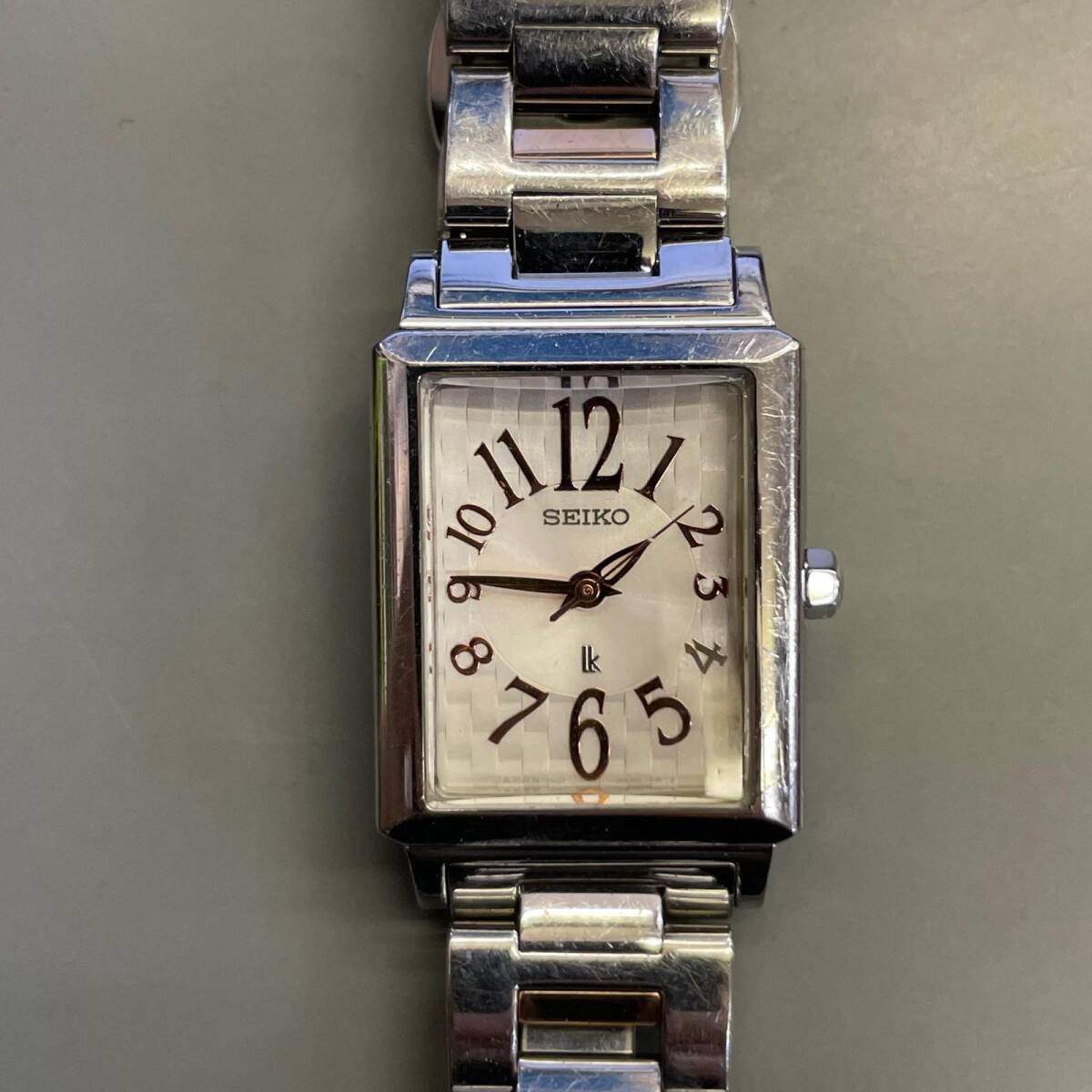 稼働品 SEIKO LUKIA ルキア 腕時計 レディース クォーツ スクエア