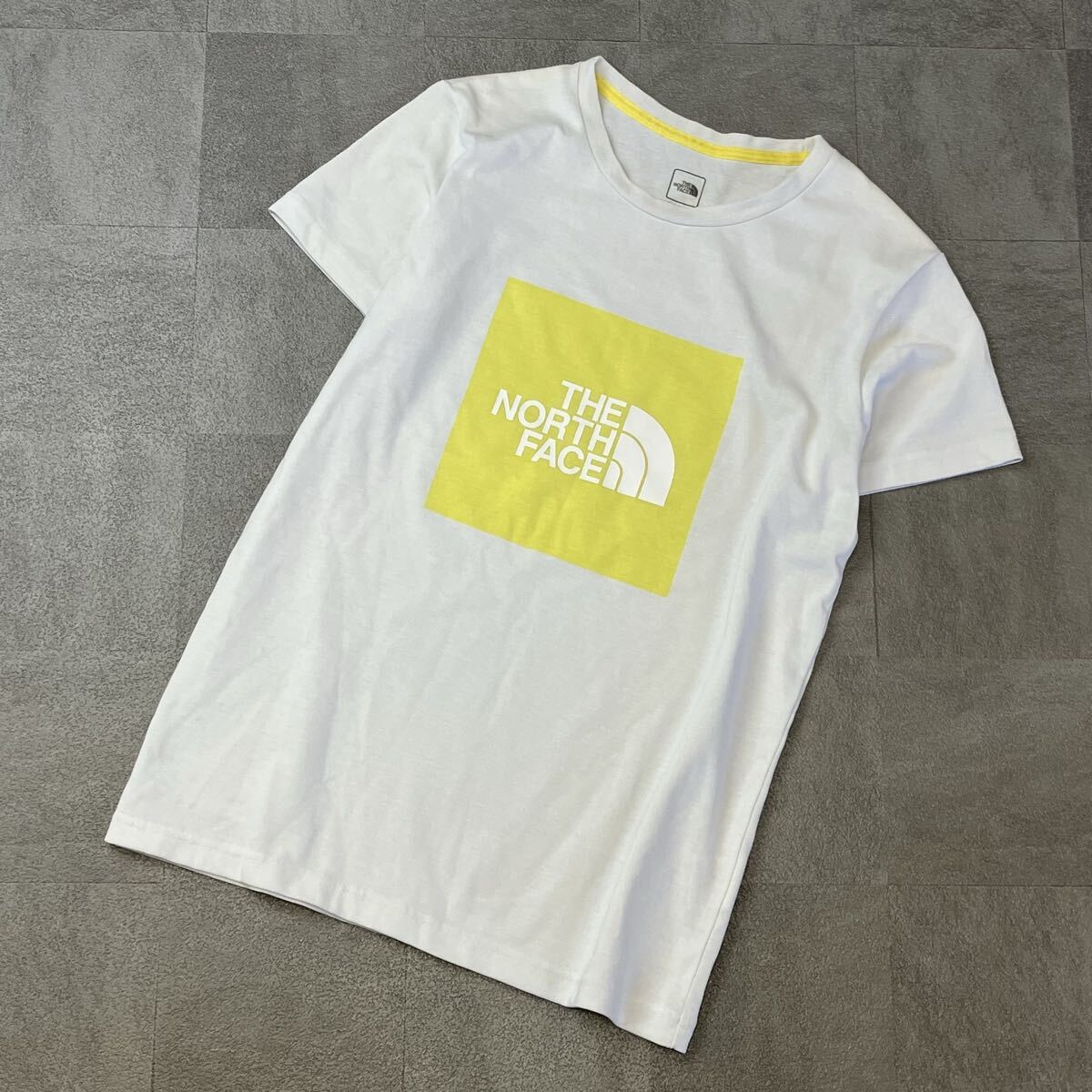 THE NORTH FACE ノースフェイス　ロゴプリントTシャツ　半袖シャツ　半袖カットソー　アウトドア　NTW32036 ホワイト　レディースM 古着