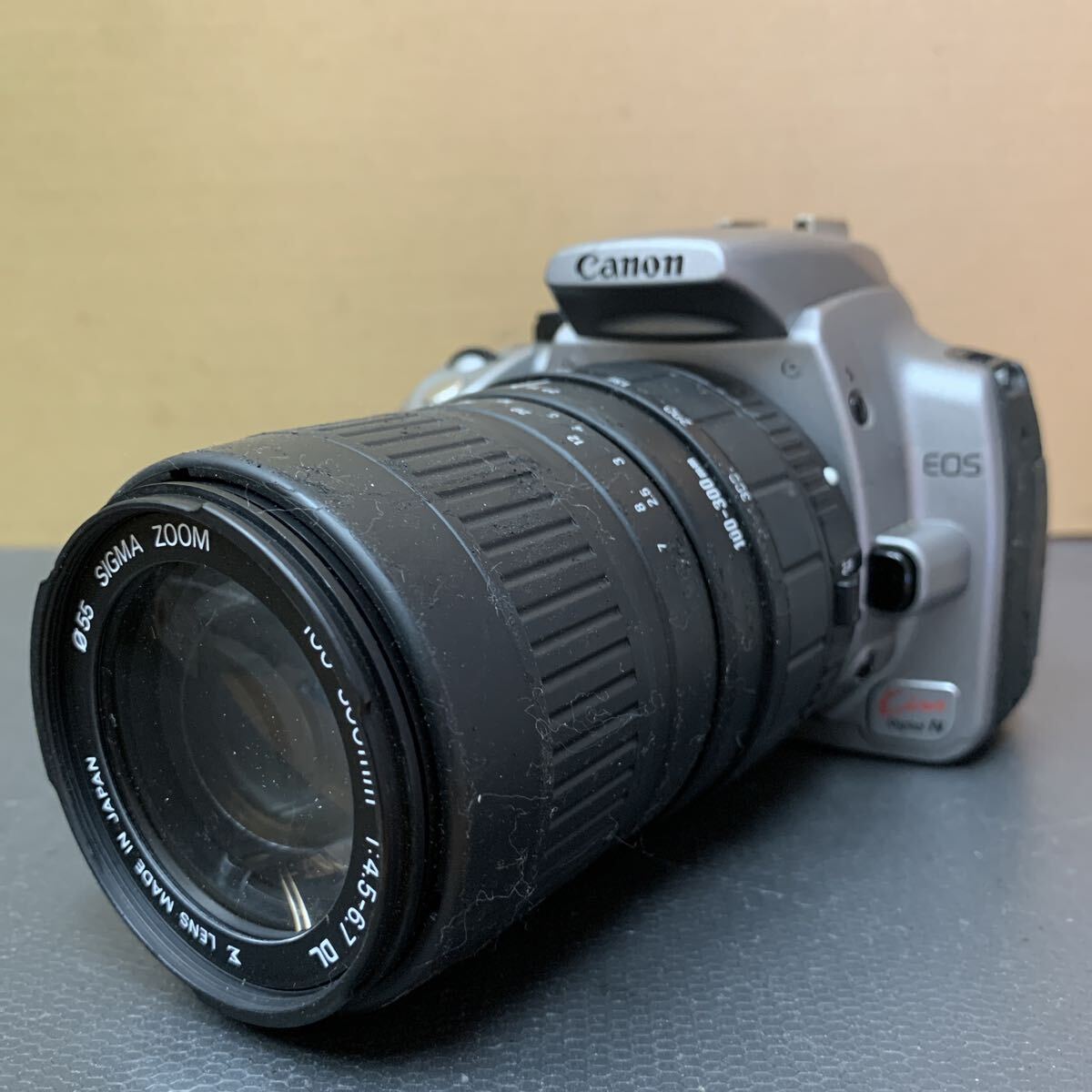 Canon EOS Kiss Digital N キヤノン デジタル一眼レフカメラ 未確認 312