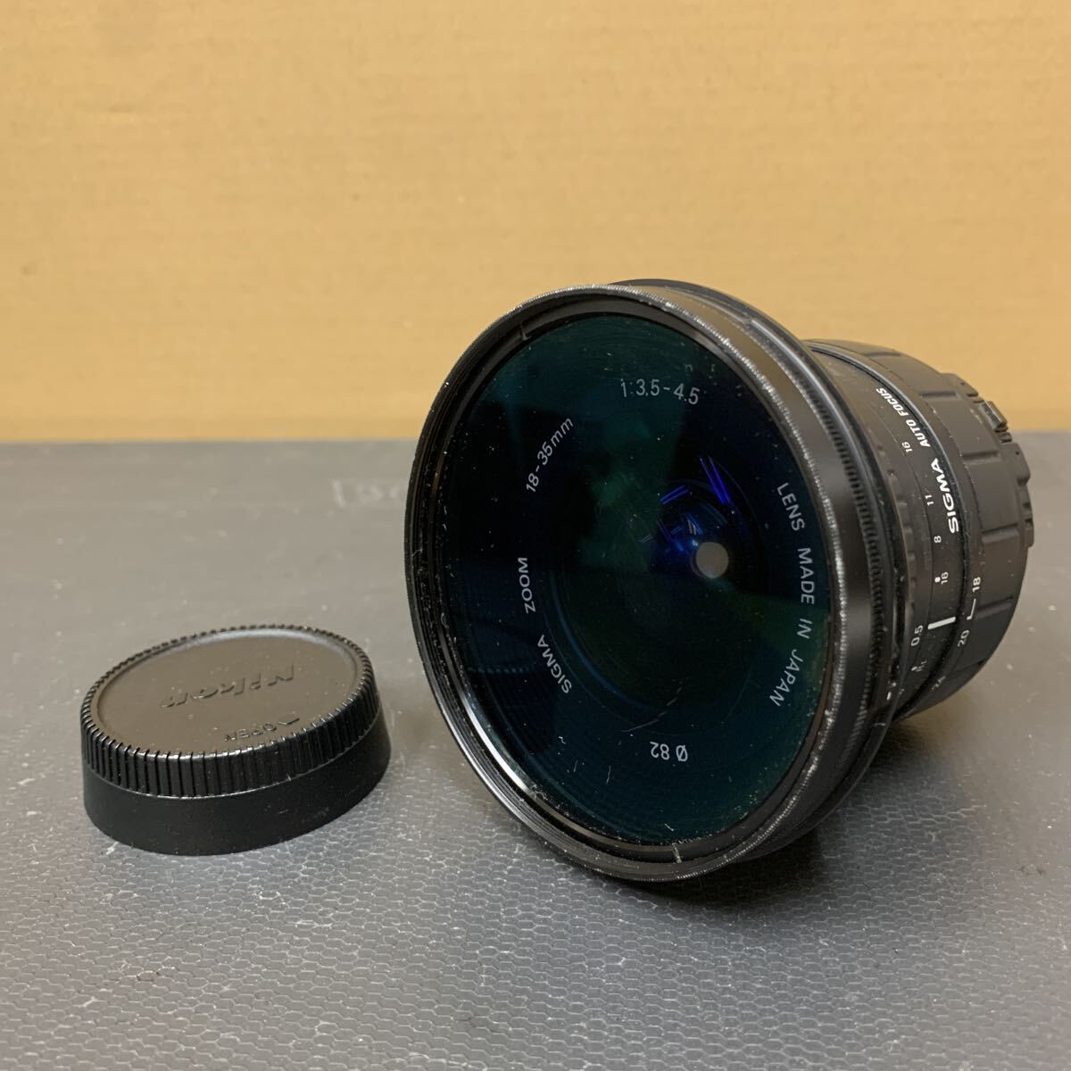 SIGMA ZOOM 18 - 35mm 1:3.5-4.5 φ82 シグマ カメラレンズ ニコン用 未確認 LENS 306