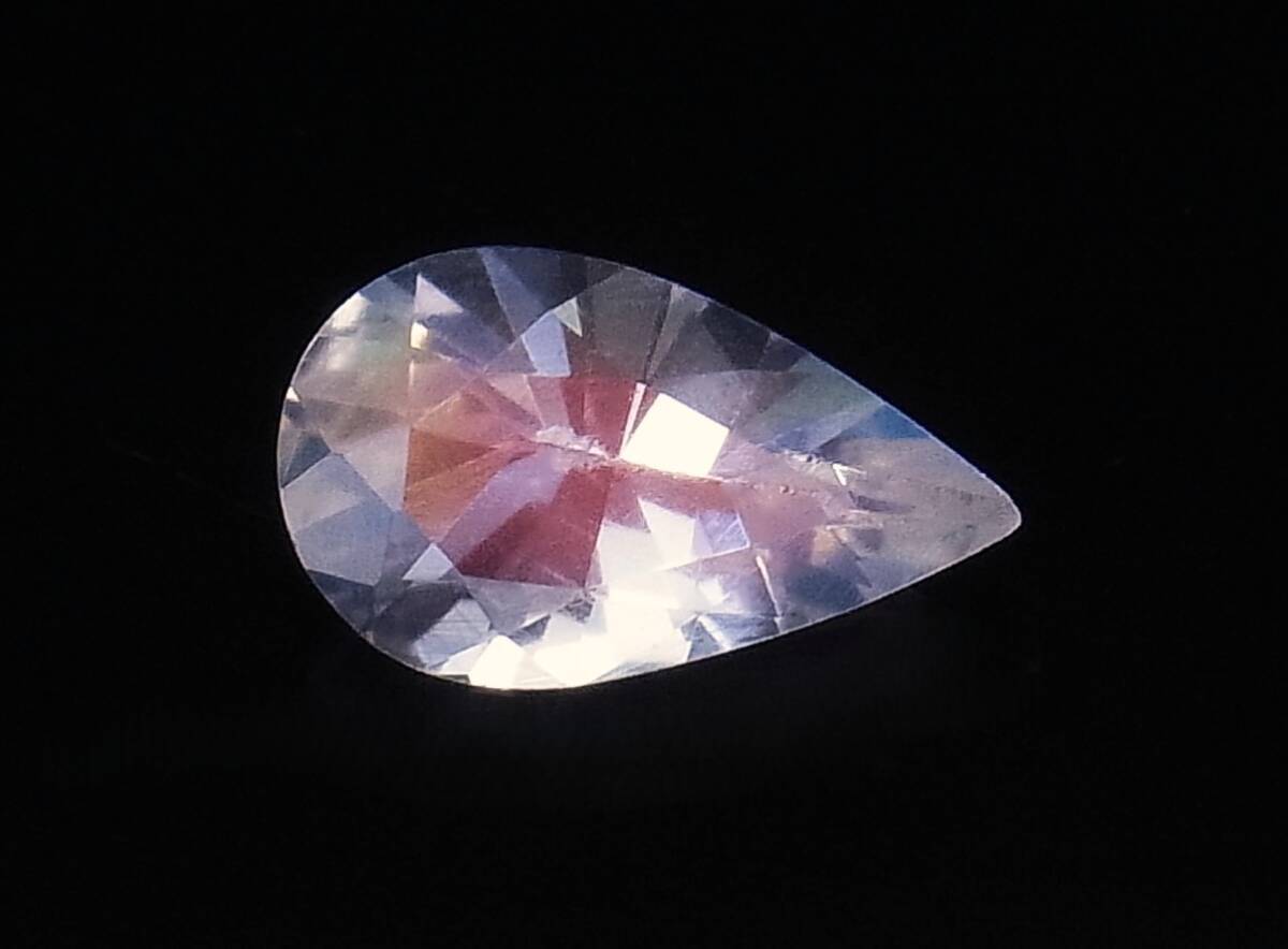 《Gem Force》マダガスカル産！レインボームーンストーン 0.92CT ルース
