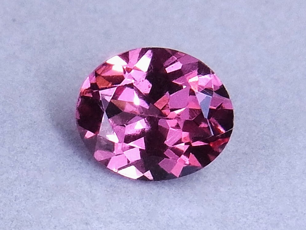 《Gem Force》マラヤガーネット／パイロープスペサルティン 0.79CT