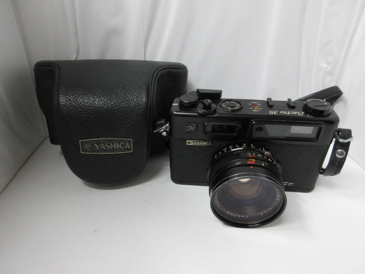 ☆カメラ YASHICA ELECTRO35 GT エレクトロ35 YASHINON-DX 1.7/45mm ブラックボディ 現状品☆