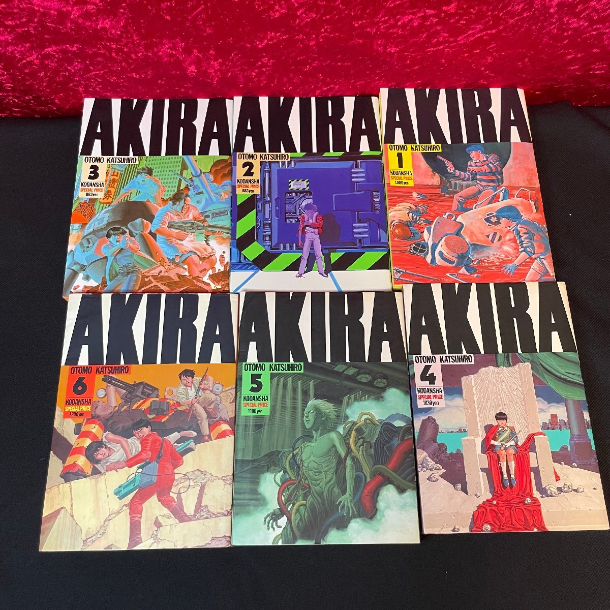 AKIRA アキラ 全6巻セット ５，６巻初版 大友克洋 講談社 完結漫画 コミック 全巻セット SF 超能力 講談社漫画賞一般部門受賞作品