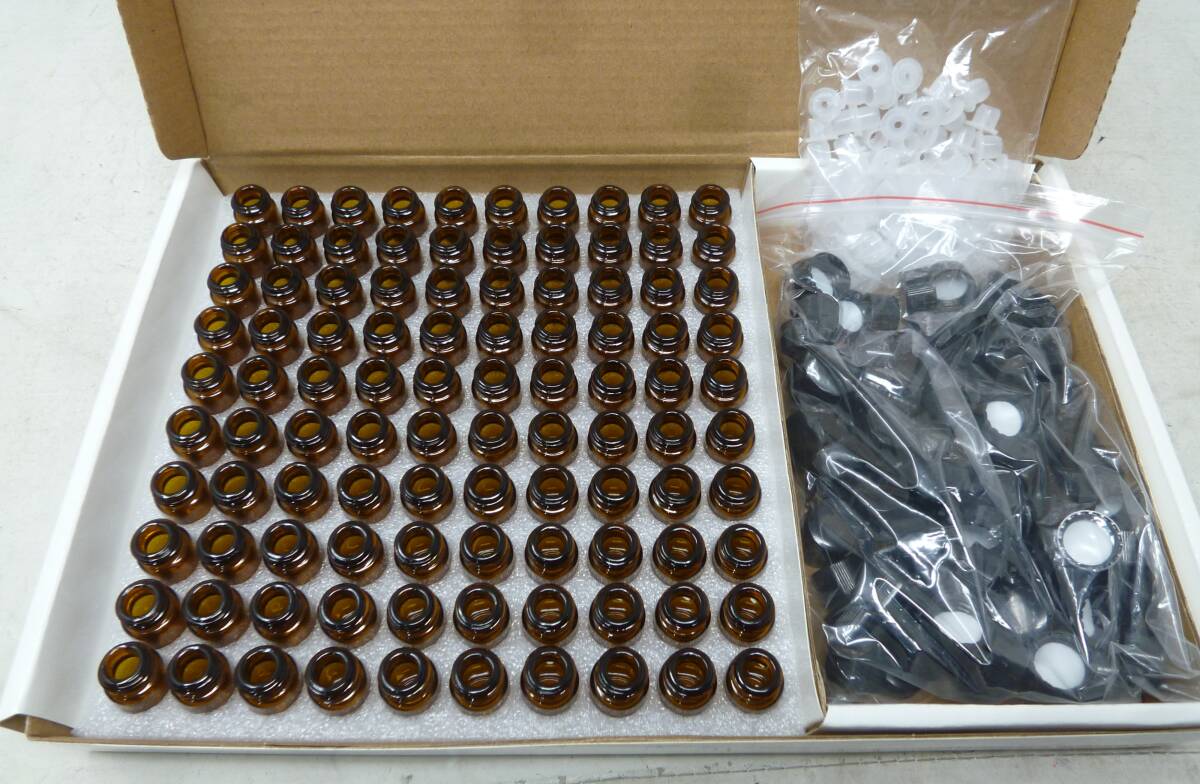 新品 アロマ/香水 小分け用小瓶 100個 [O-464] 送料無料(北海道沖縄・離島佐川急便中継料金がかかる地域は除く)　